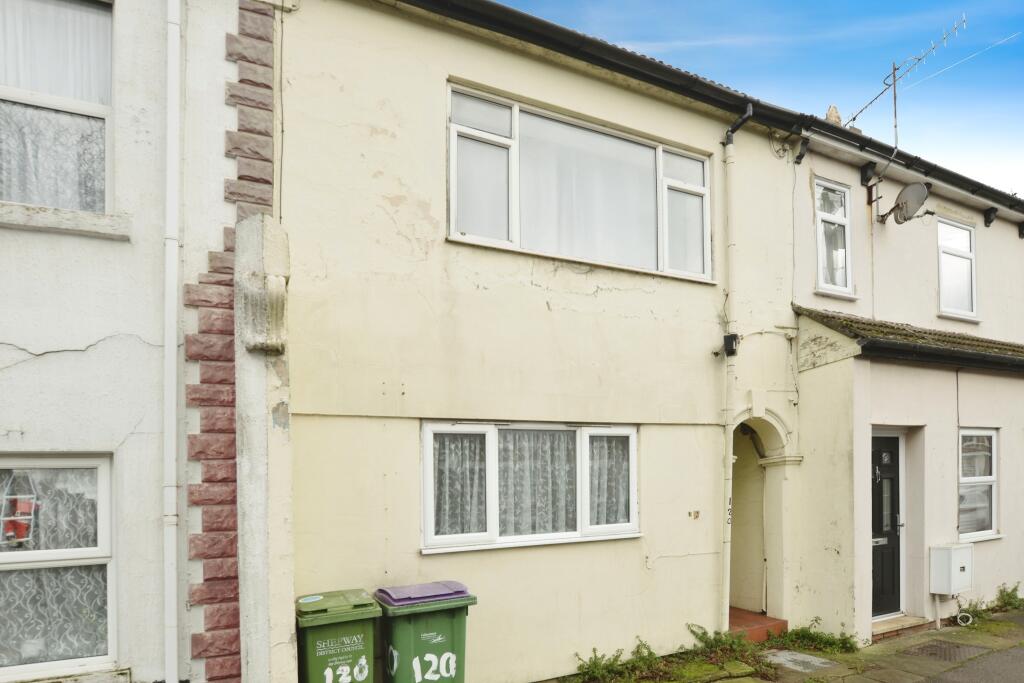 2 bed End of Terrace
