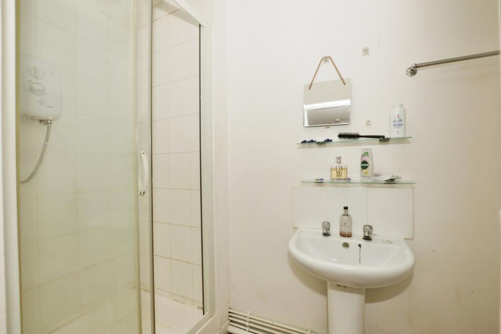 2 bed End of Terrace