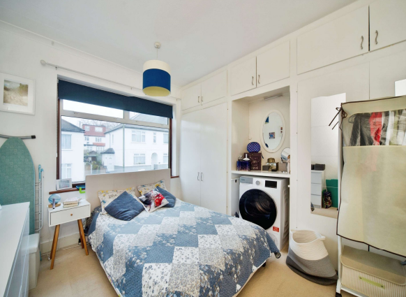 2 bed Maisonette