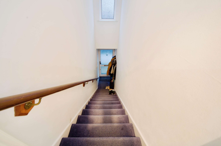 2 bed Maisonette