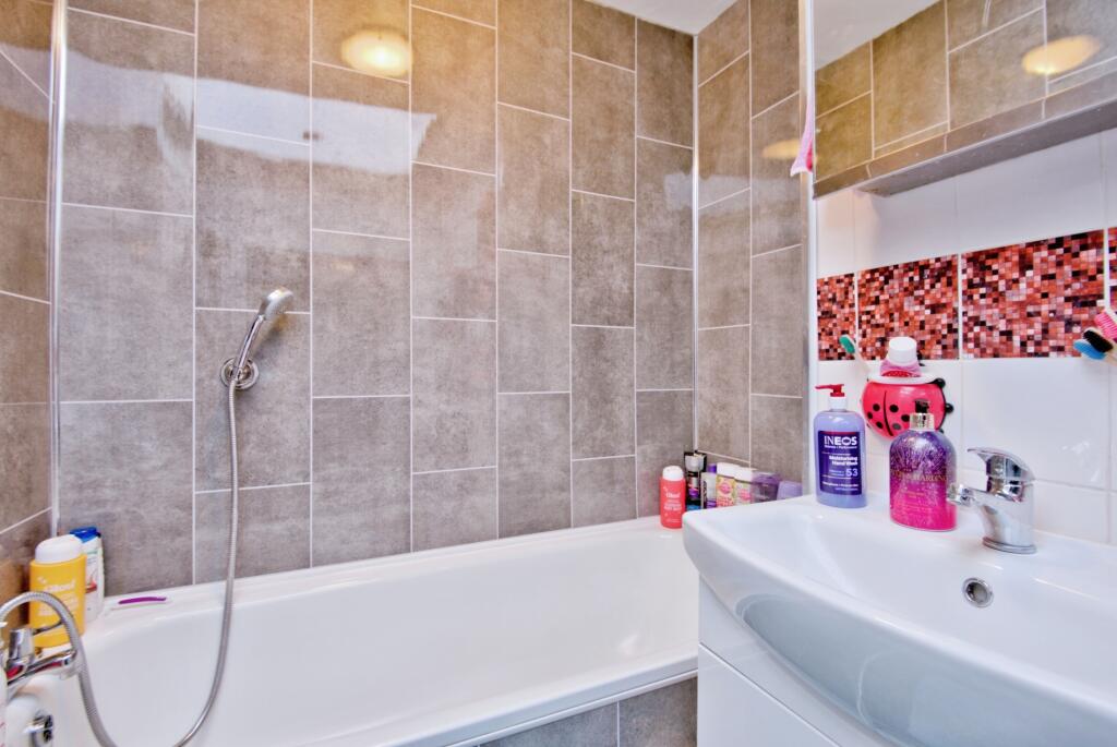 2 bed Apartment