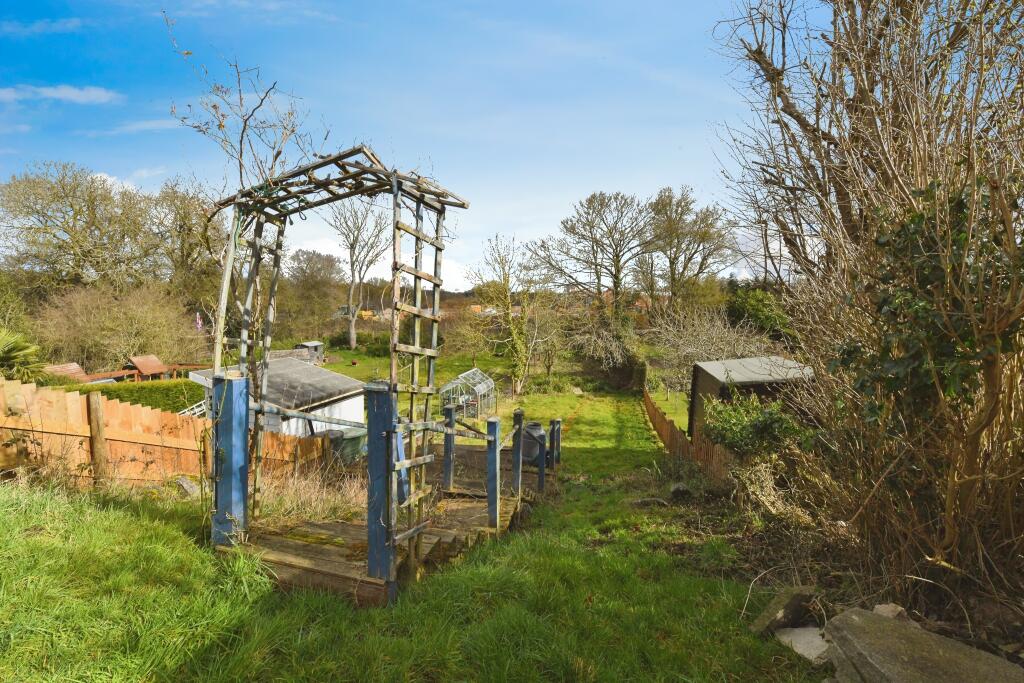 3 bed Semi-Detached