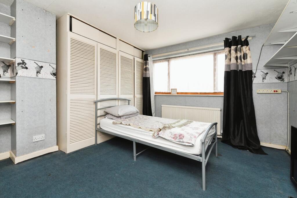 3 bed Semi-Detached