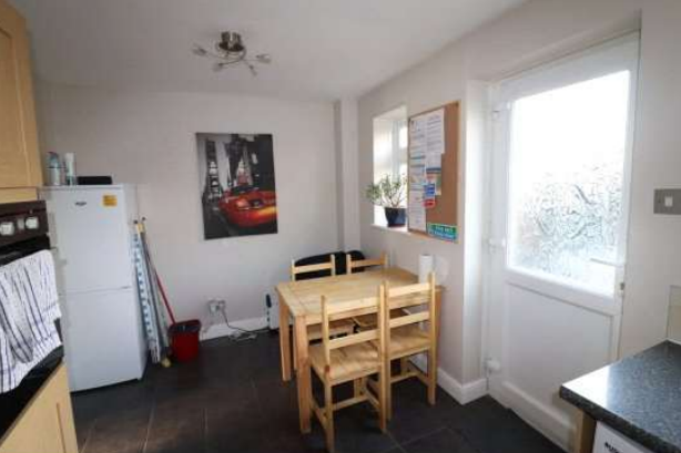4 bed Terraced