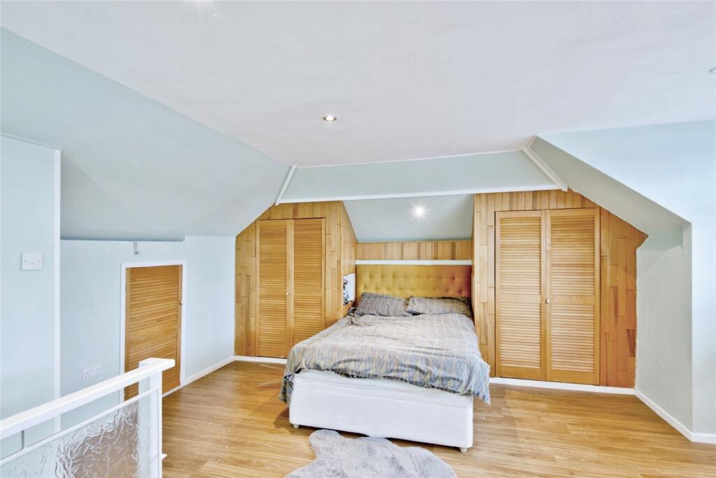 2 bed Detached Bungalow