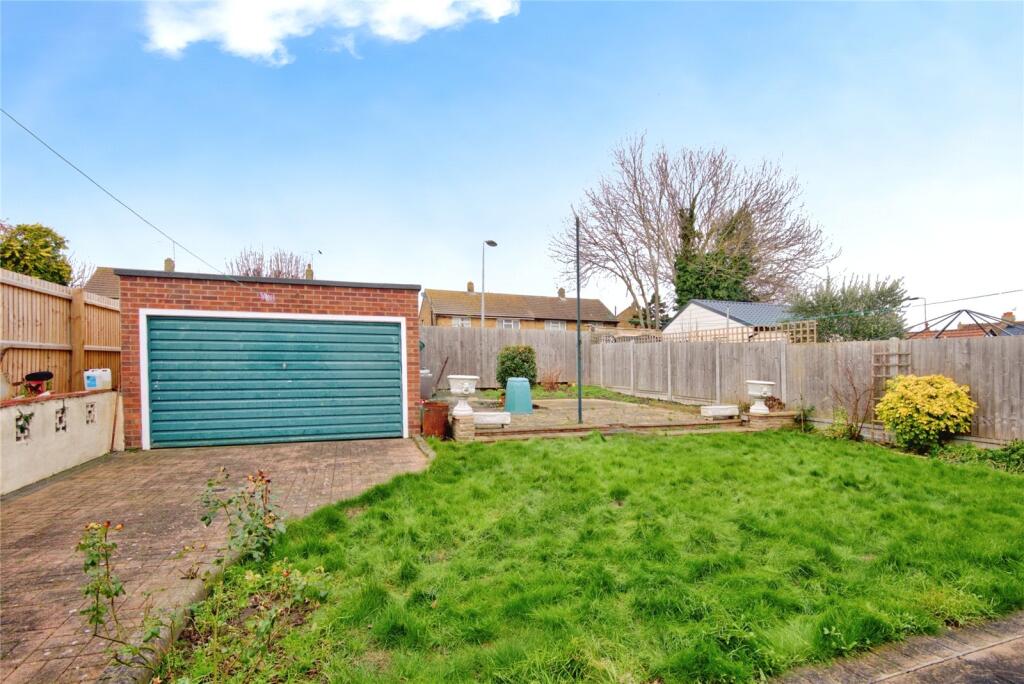 2 bed Detached Bungalow