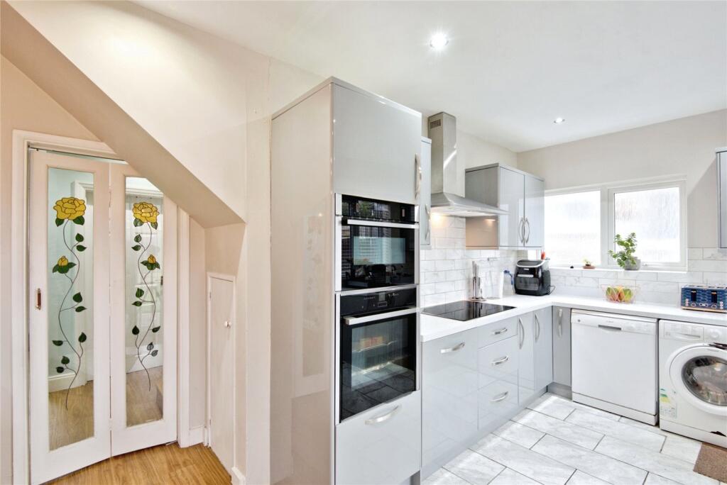 2 bed Detached Bungalow
