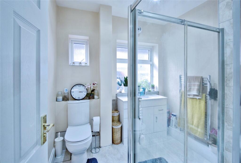 2 bed Detached Bungalow