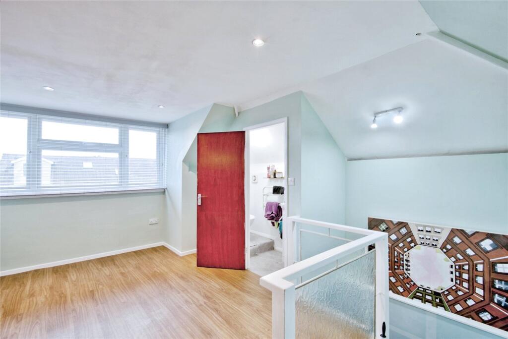 2 bed Detached Bungalow