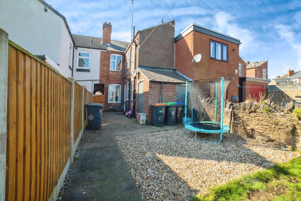 2 bed Terraced