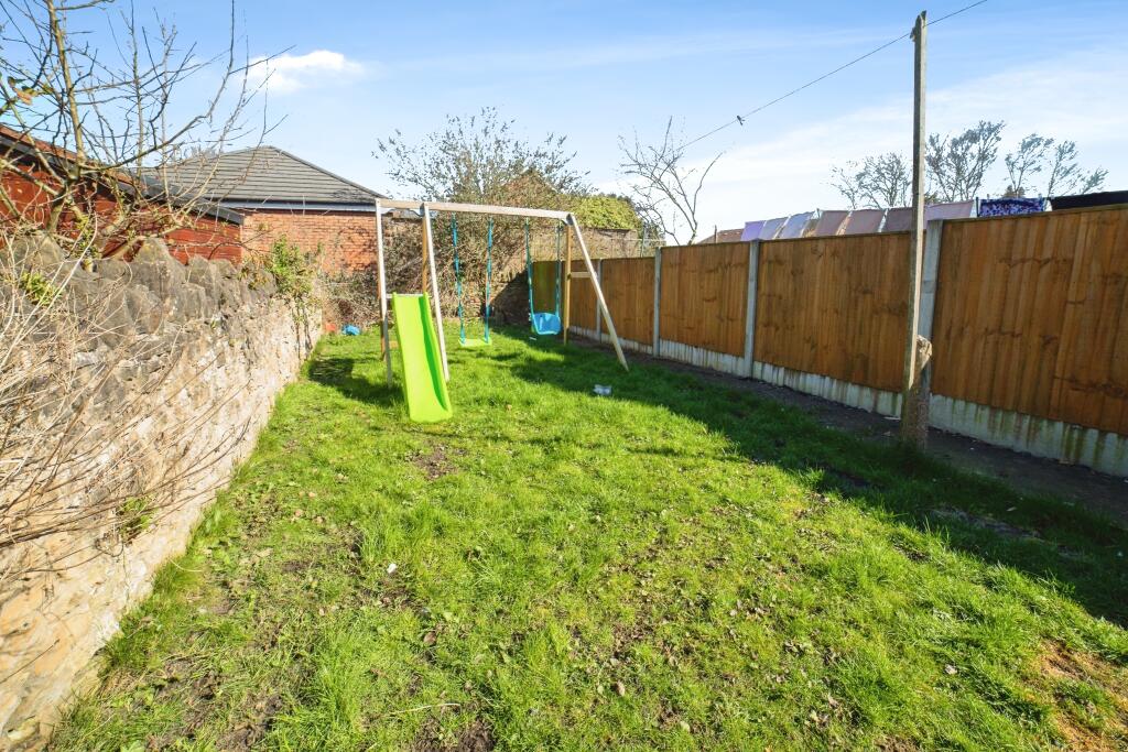 2 bed Terraced