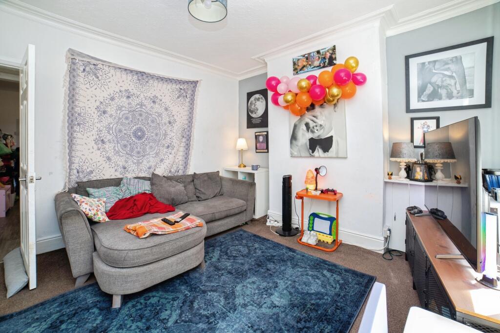 2 bed Terraced