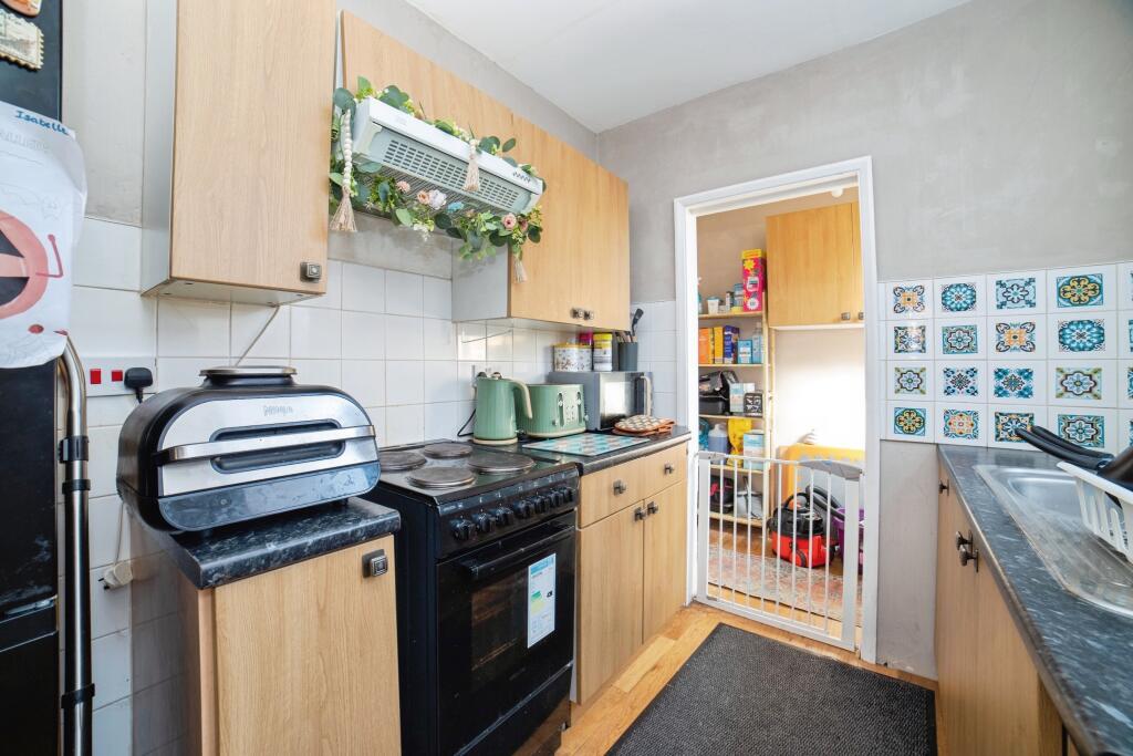 2 bed Terraced