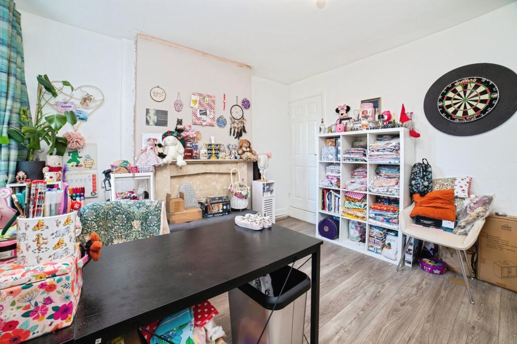 2 bed Terraced