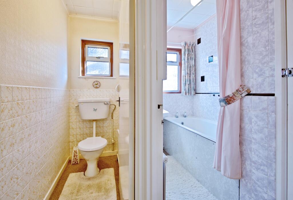 3 bed Semi-Detached Bungalow