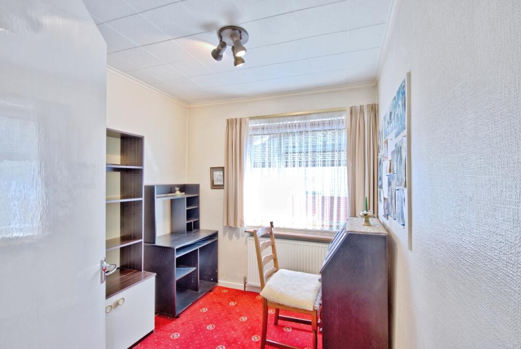 3 bed Semi-Detached Bungalow