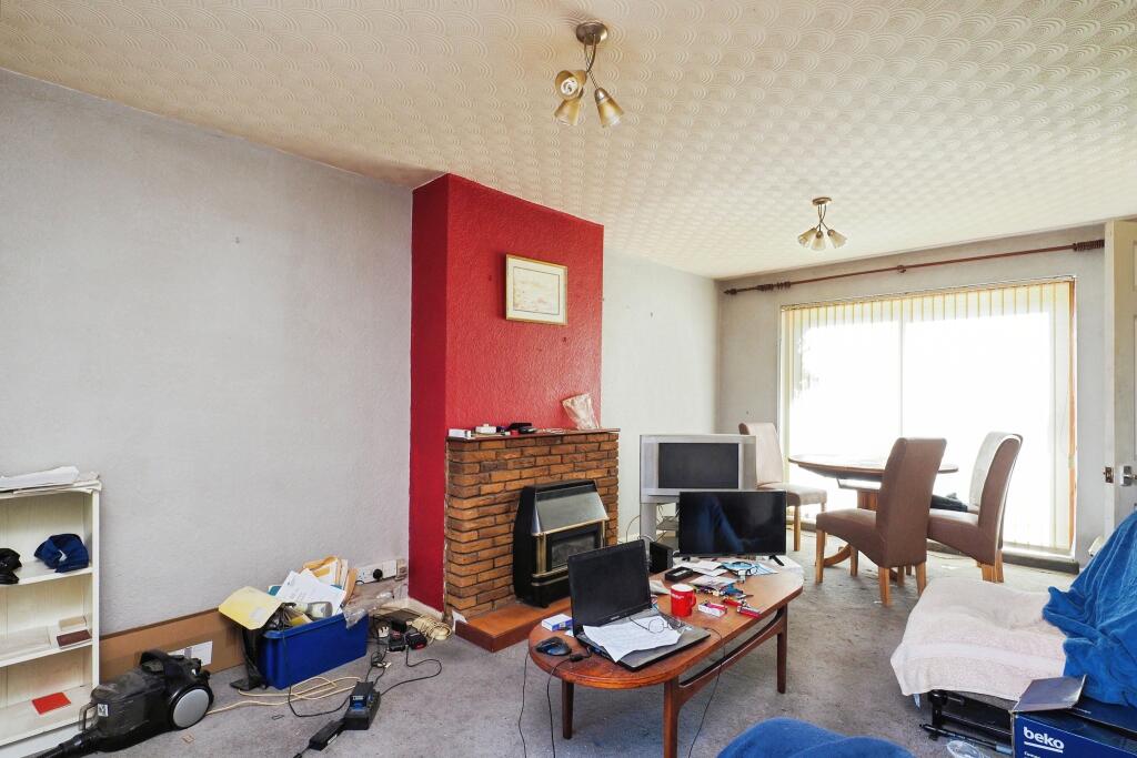 3 bed Terraced