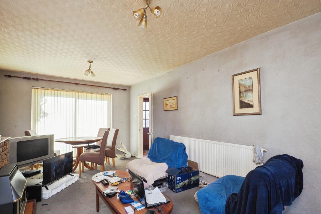 3 bed Terraced