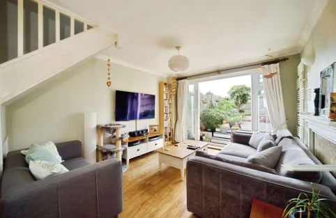 3 bed Terraced
