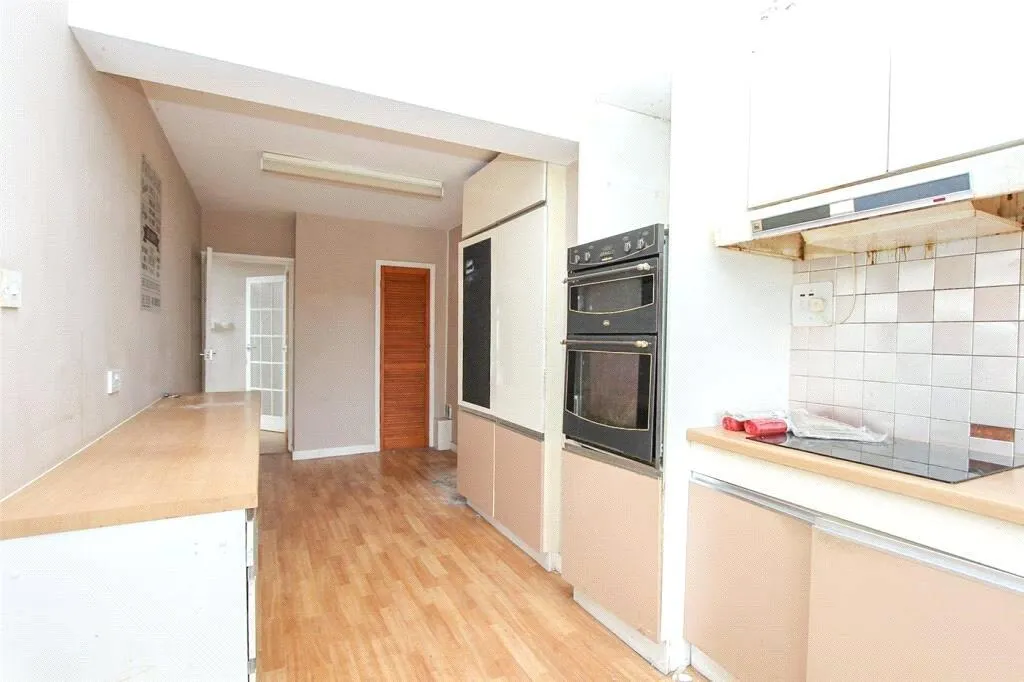 4 bed Detached
