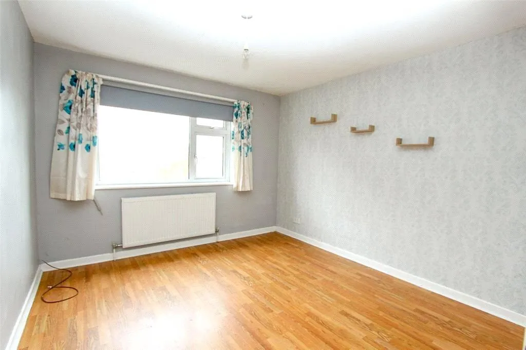 4 bed Detached