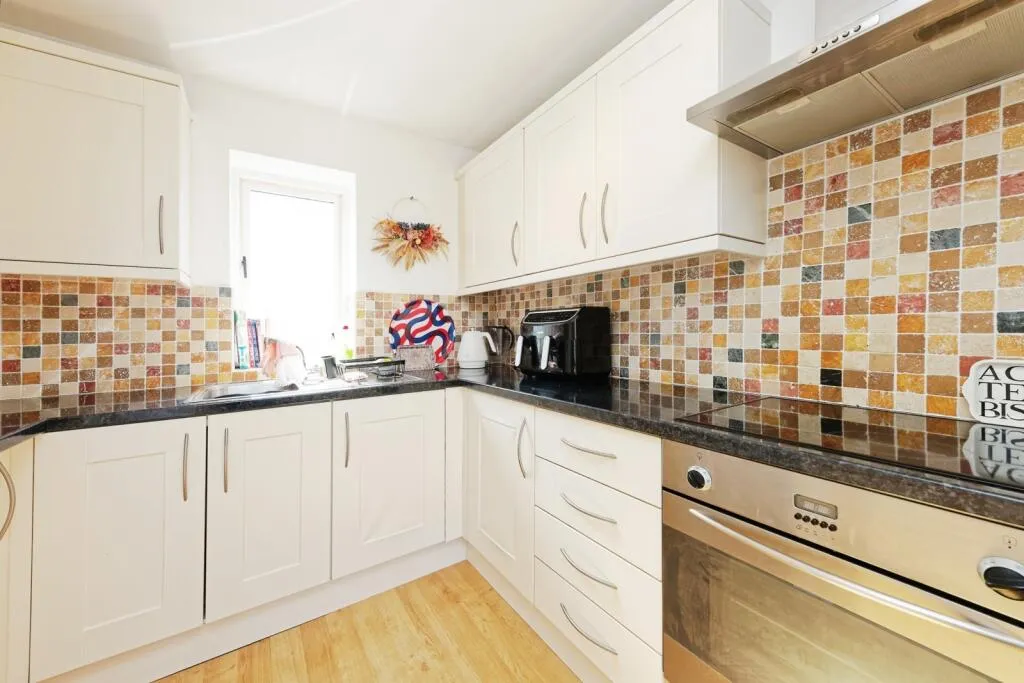 2 bed Apartment