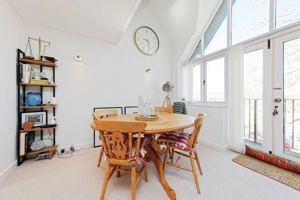 2 bed Apartment