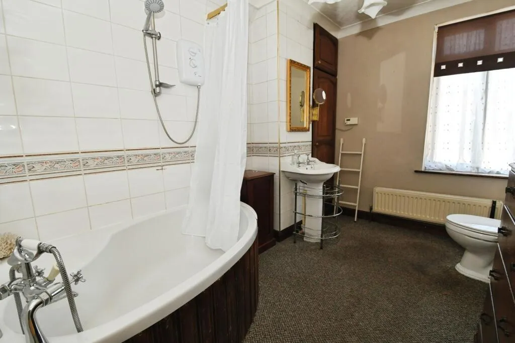 2 bed Terraced