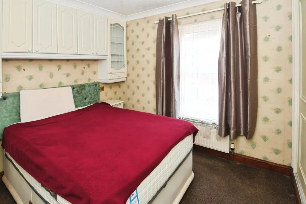 2 bed Terraced