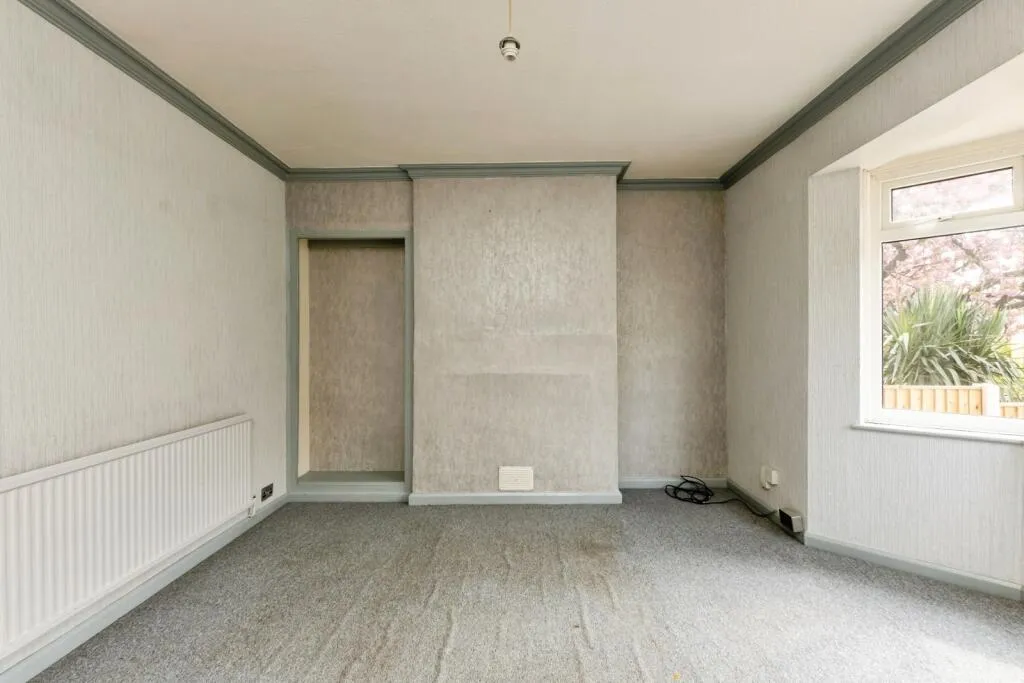 3 bed Semi-Detached