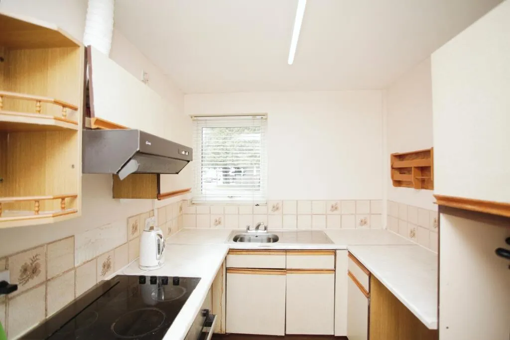 2 bed Detached
