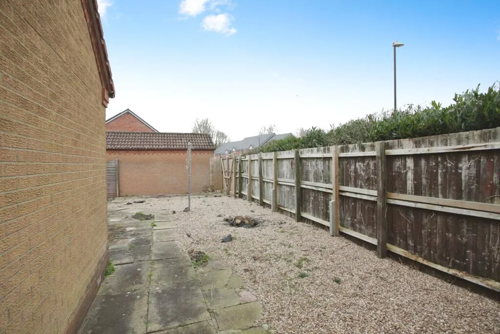 2 bed Detached
