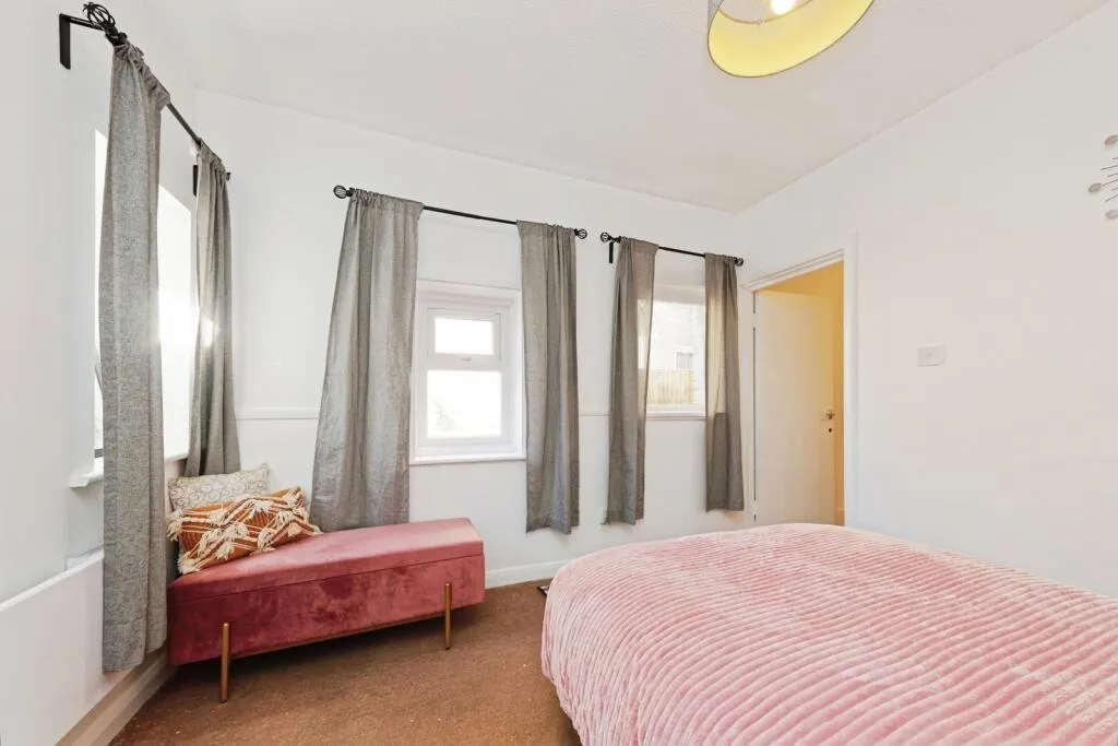 1 bed Apartment