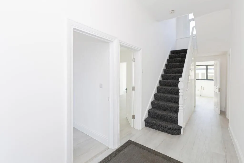6 bed Semi-Detached