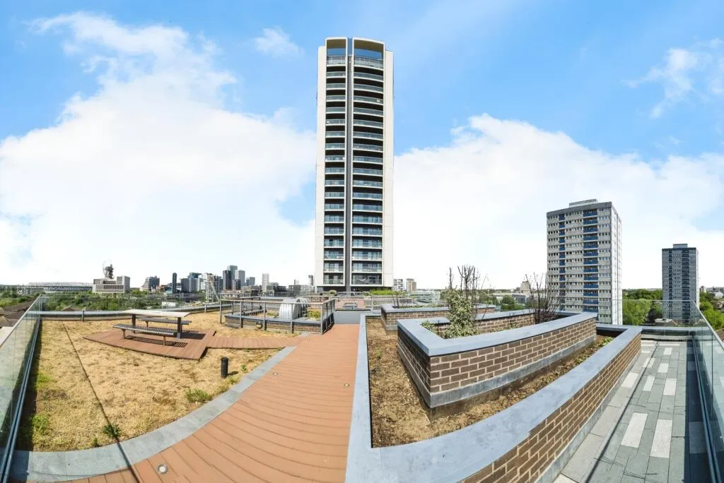 2 bed Maisonette