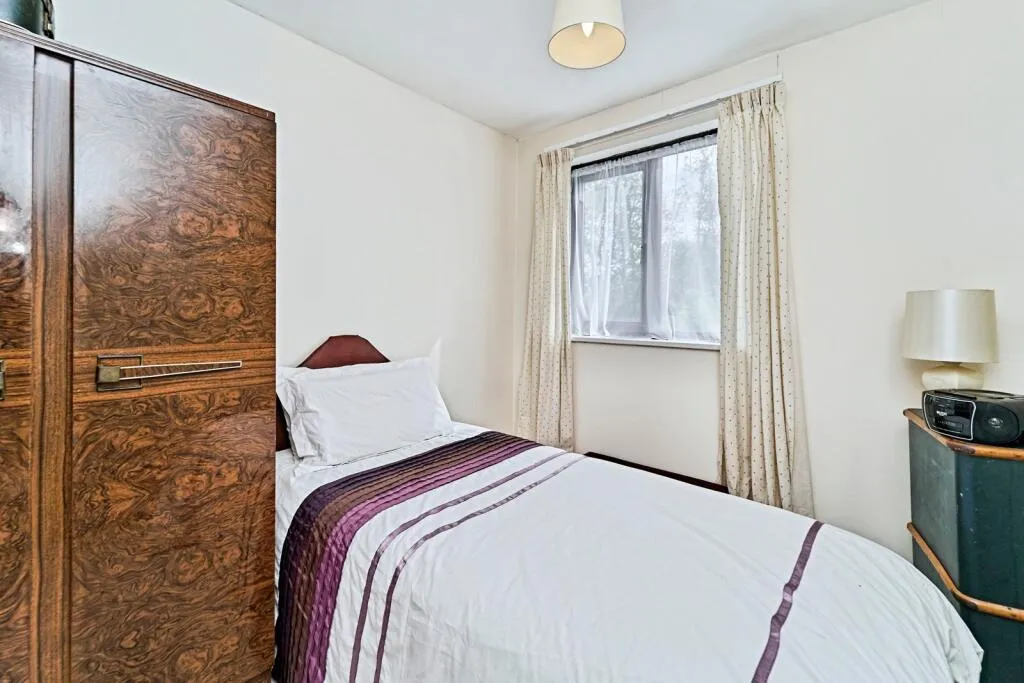 3 bed End of Terrace