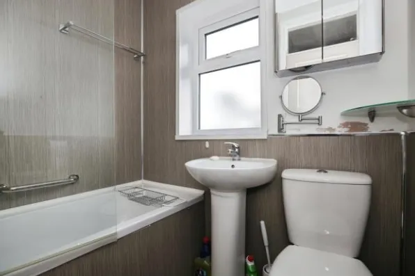 2 bed Terraced