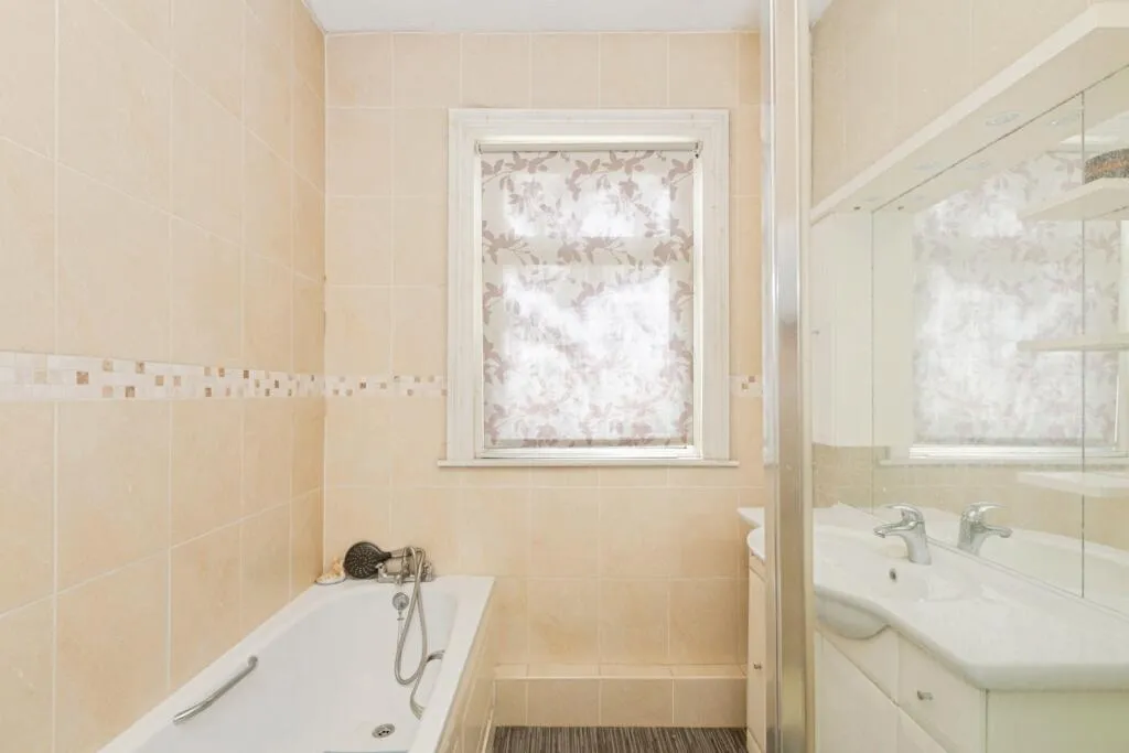 3 bed Terraced