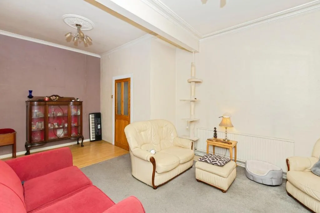 3 bed Terraced