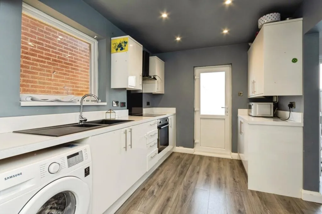 3 bed Semi-Detached