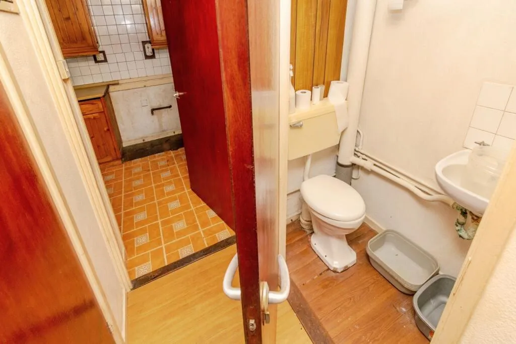3 bed End of Terrace