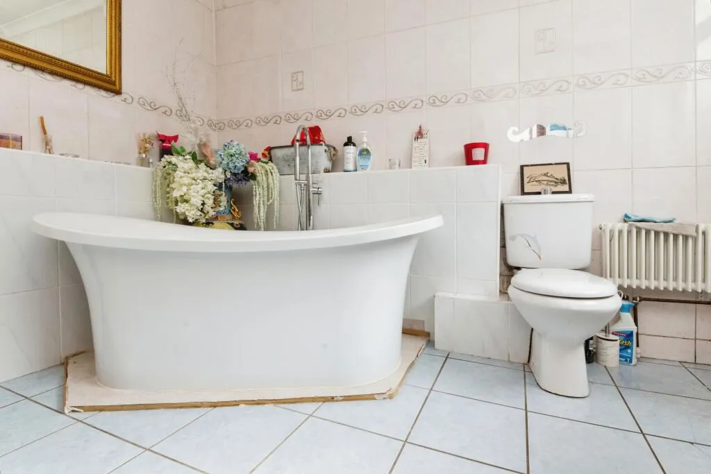 5 bed Bungalow