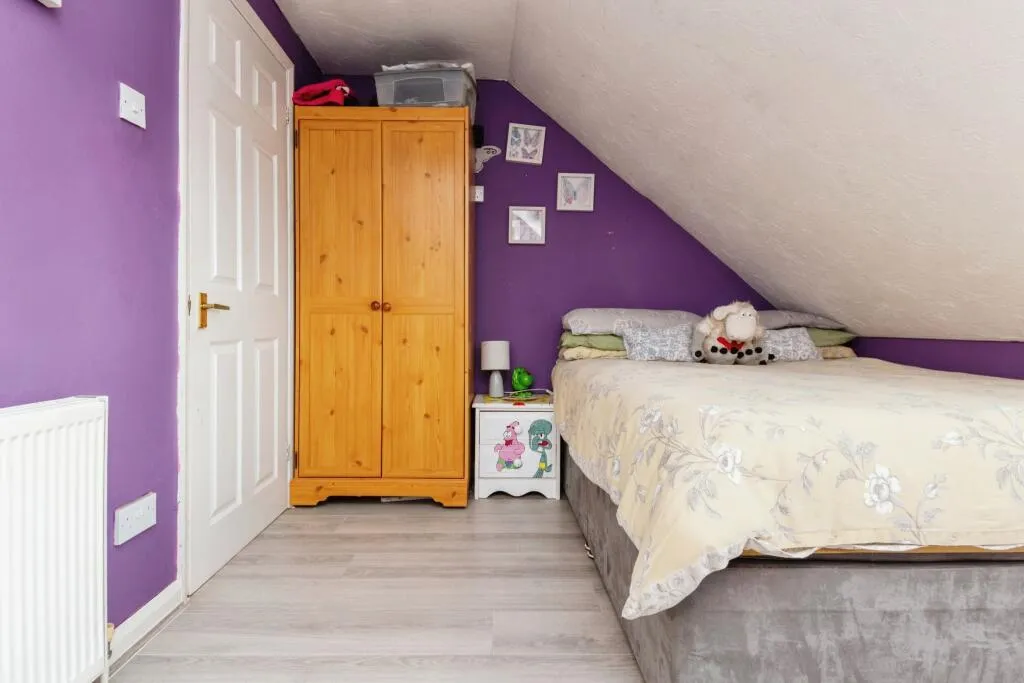 5 bed Bungalow