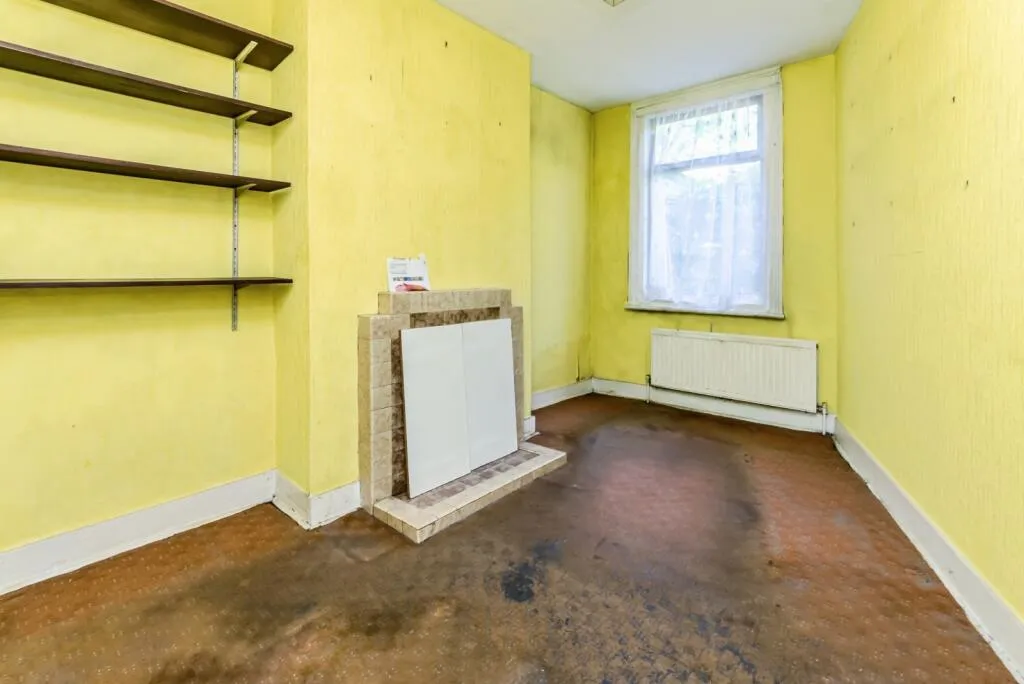 2 bed End of Terrace
