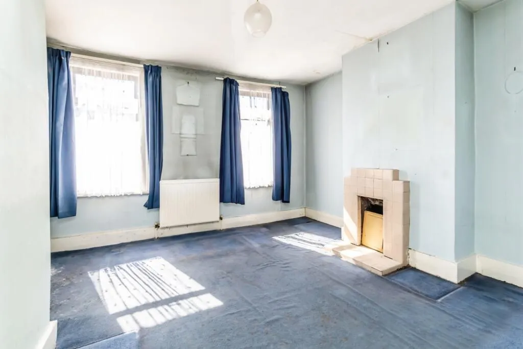 2 bed End of Terrace