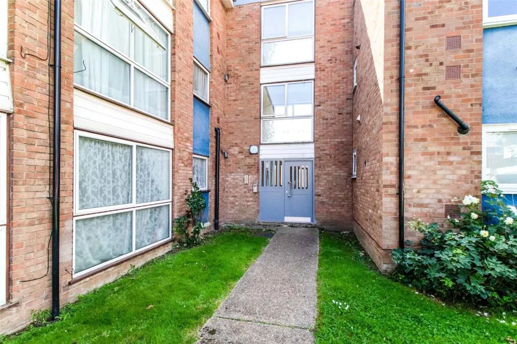 2 bed Apartment