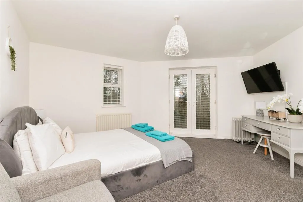 3 bed Apartment