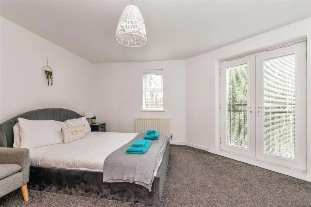 3 bed Apartment