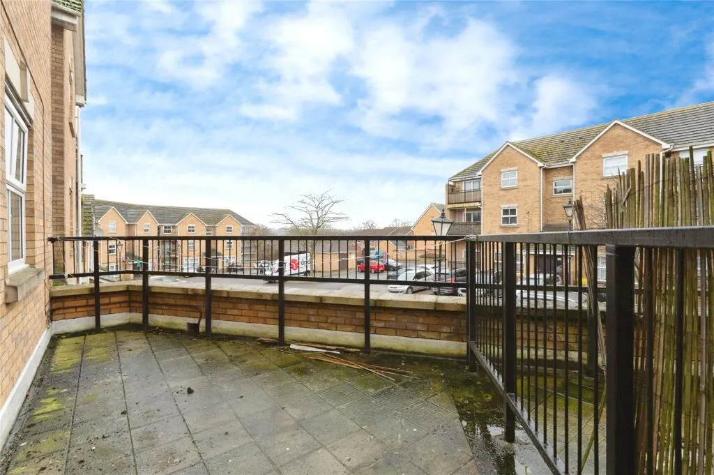 3 bed Apartment