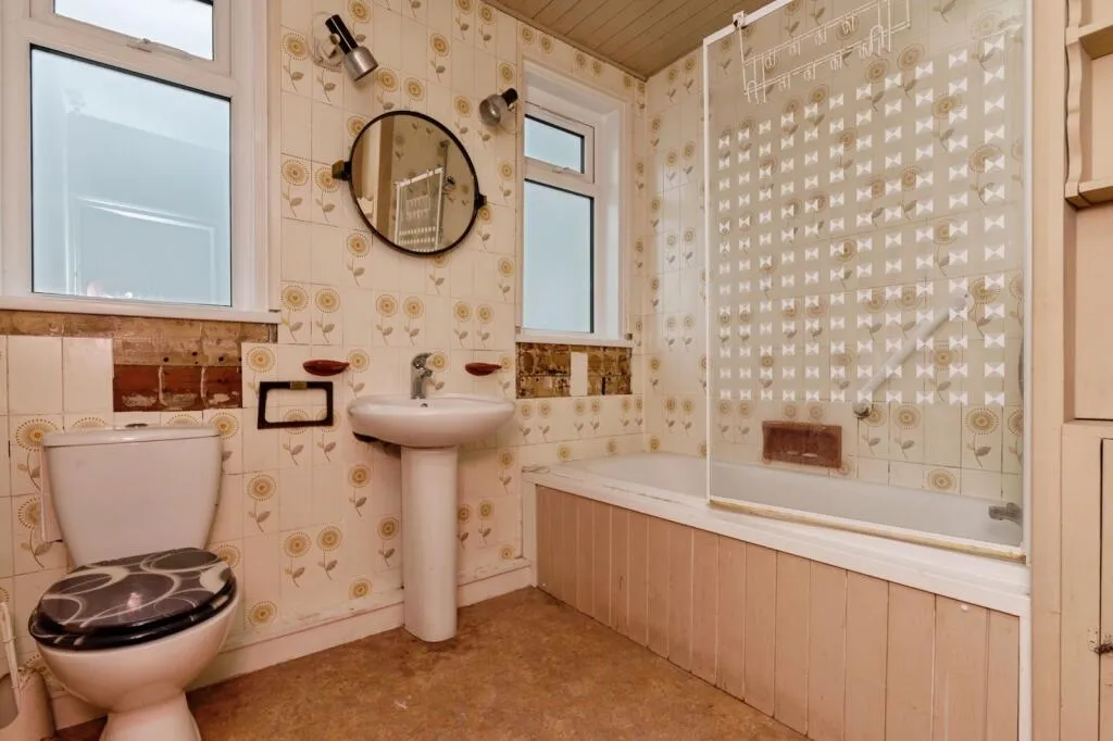 3 bed Semi-Detached